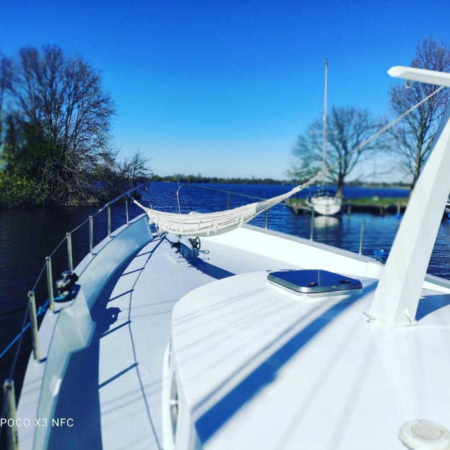 Boathouse At Unescco Fort And Magnificent Lake-View Roelofarendsveen Екстер'єр фото